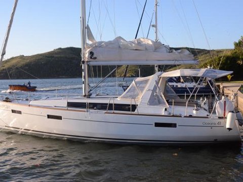 Veleiro Oceanis 41