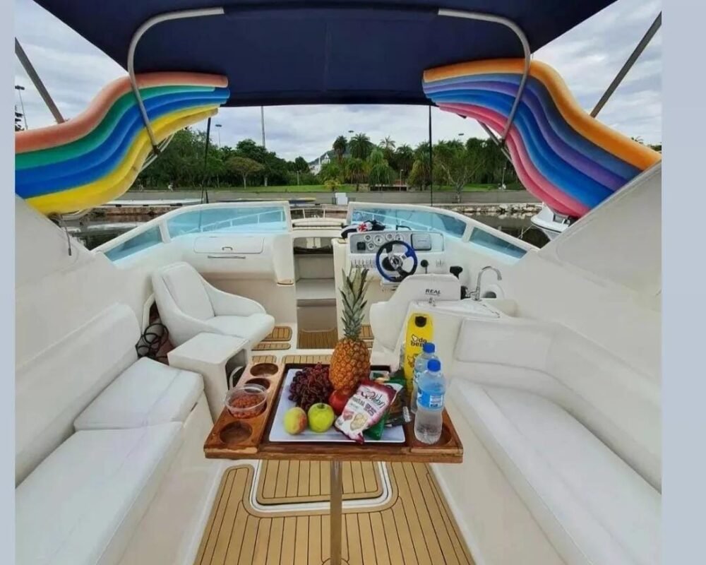 Lancha Real 29 - Bacanaboat - Barco em Paraty