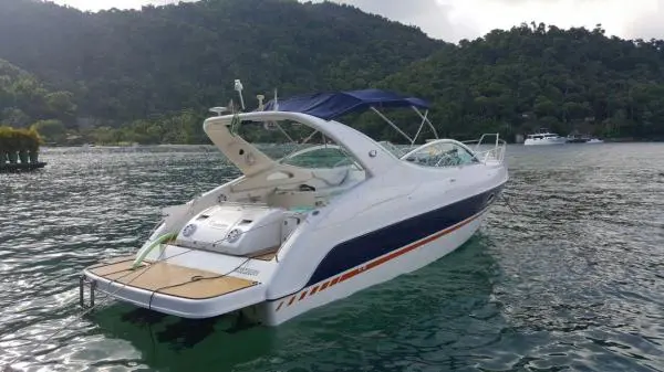 Lancha Phantom 290