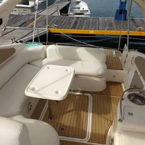 Lancha Phantom 290