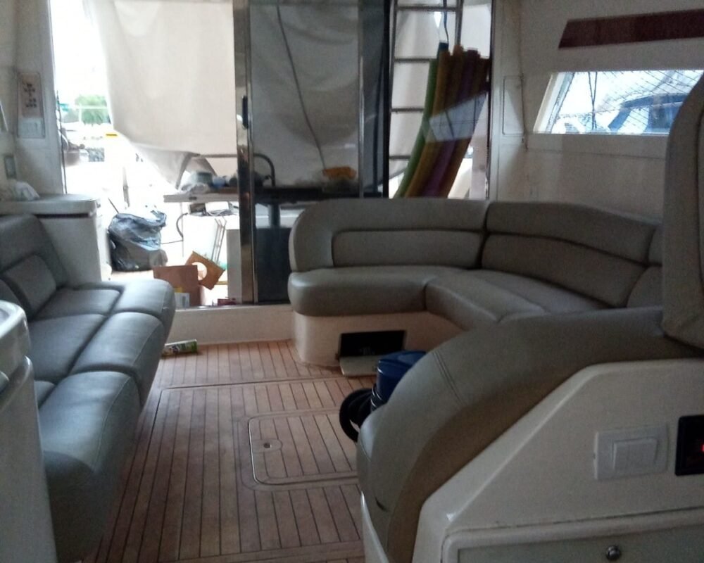 Lancha Intermarine 440