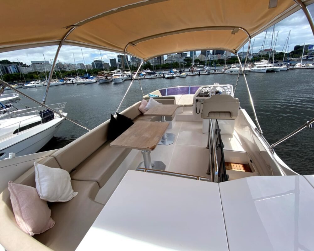 Lancha Intermarine BMW 55