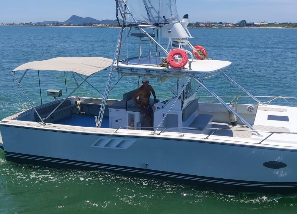 Lancha Cat Mares 370