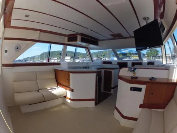 Sala do Catamarã Mares 40