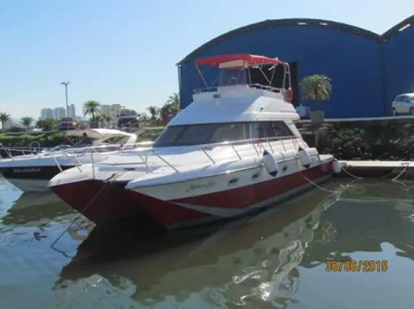Catamarã Mares 40