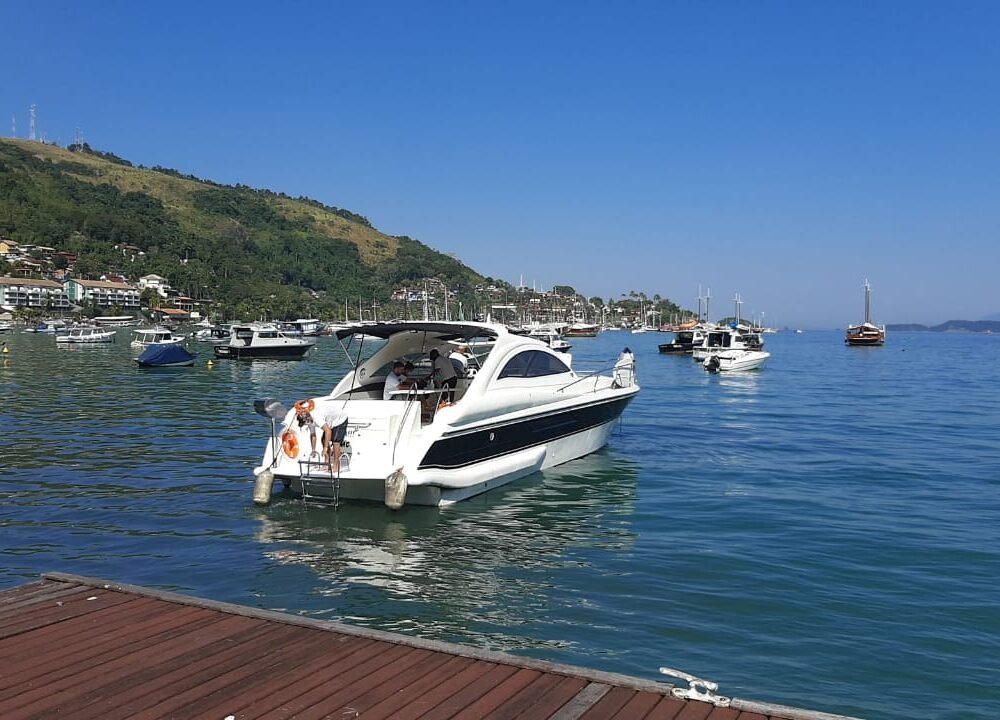 Lancha Pershing 52