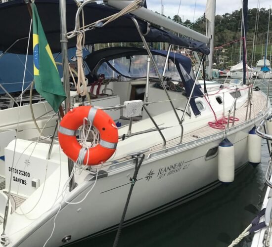 Veleiro Jeanneau 42