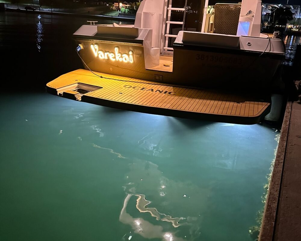 Lancha Oceanic 36 Plus