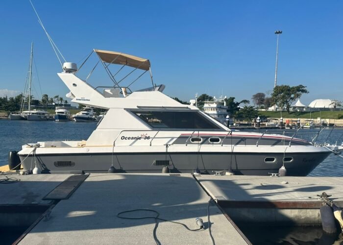 Lancha Oceanic 36 Plus