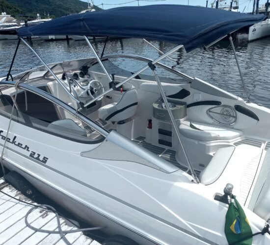 Barco Lancha Focker 21.5 em Santos, Guarujá e Bertioga