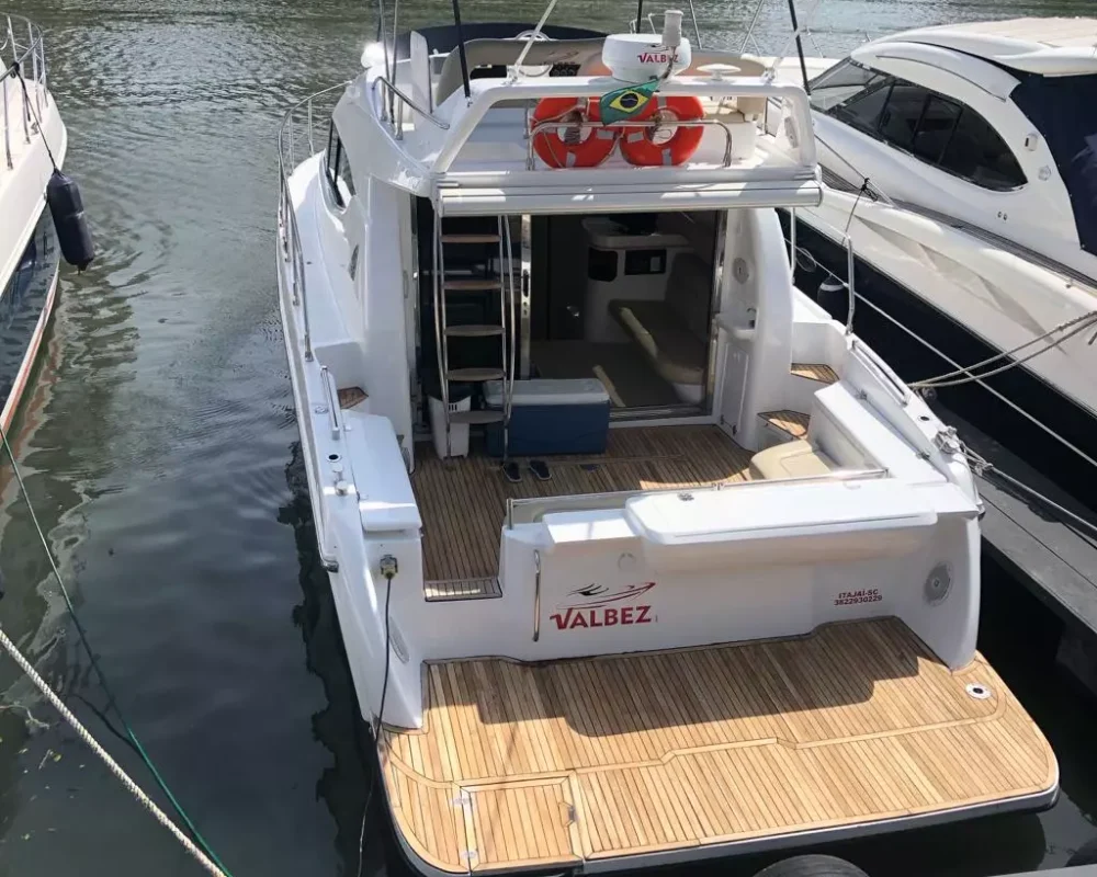 Lancha Azimut 40