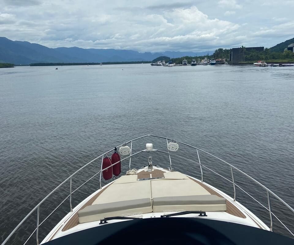 Lancha Azimut 400 Full