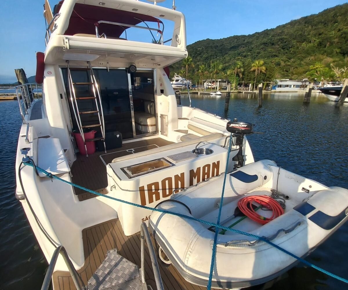 Barco Lancha Azimut 400 Full em Santos, Guarujá e Bertioga