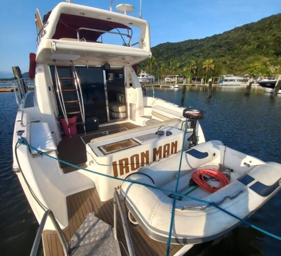 Barco Lancha Azimut 400 Full em Santos, Guarujá e Bertioga