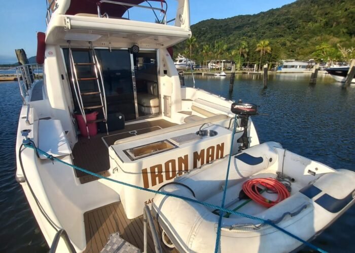 Barco Lancha Azimut 400 Full em Santos, Guarujá e Bertioga