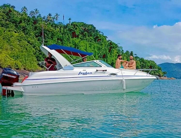Aluguel e passeio de Lancha Focker 25.5 em Ubatuba