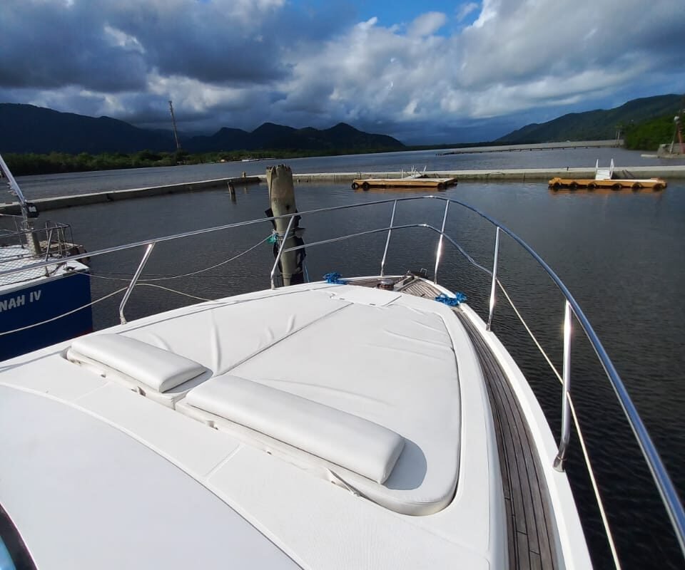 Lancha Intermarine 440 Full