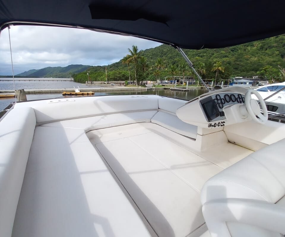 Lancha Intermarine 440 Full