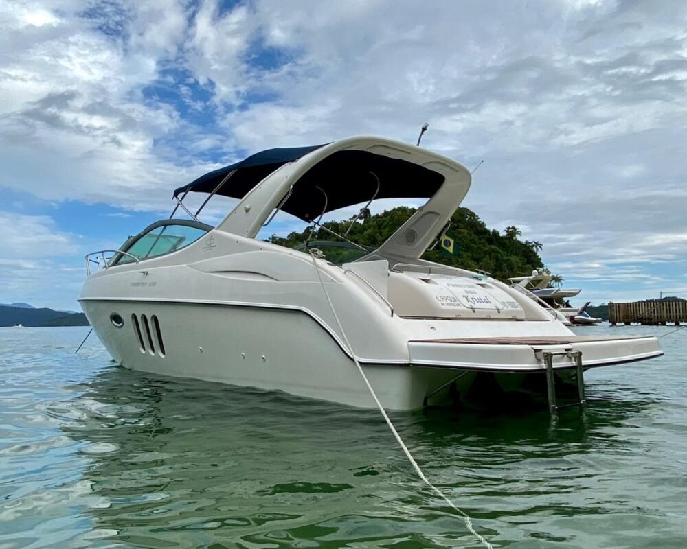 Lancha Phantom 290
