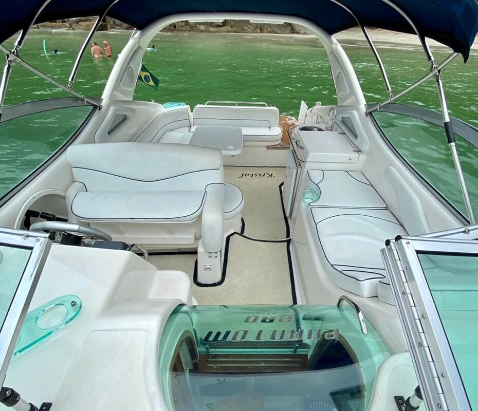 Lancha Phantom 290