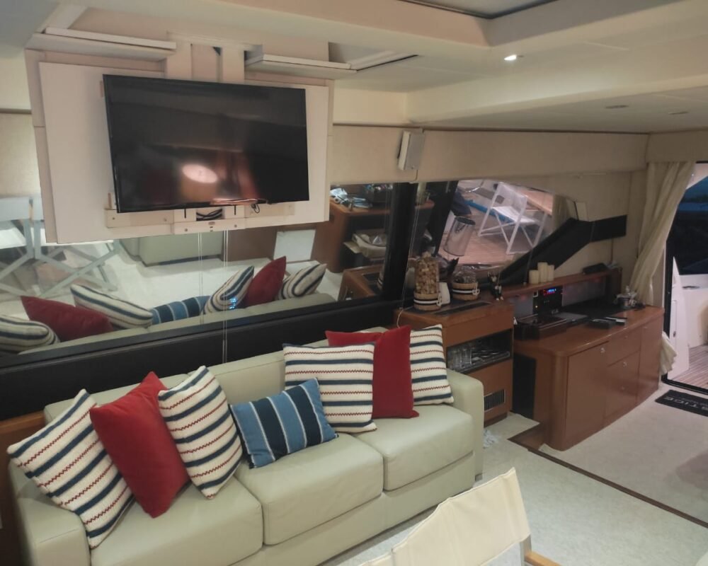 Lancha Prestige 60
