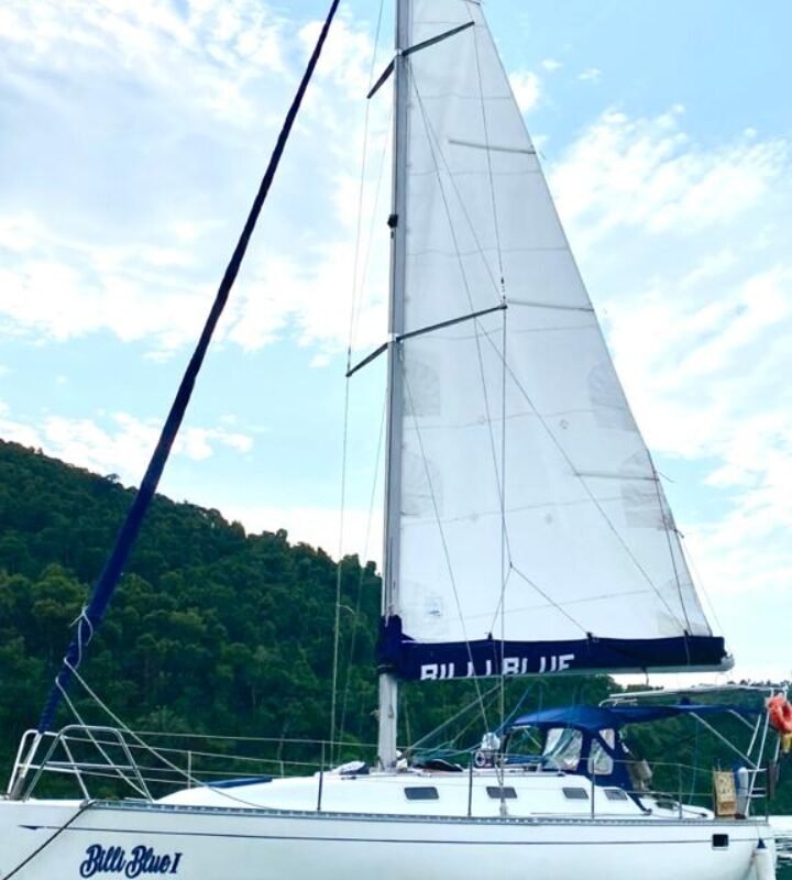 Veleiro B&B 36 - Barco em Ilhabela e São Sebastião