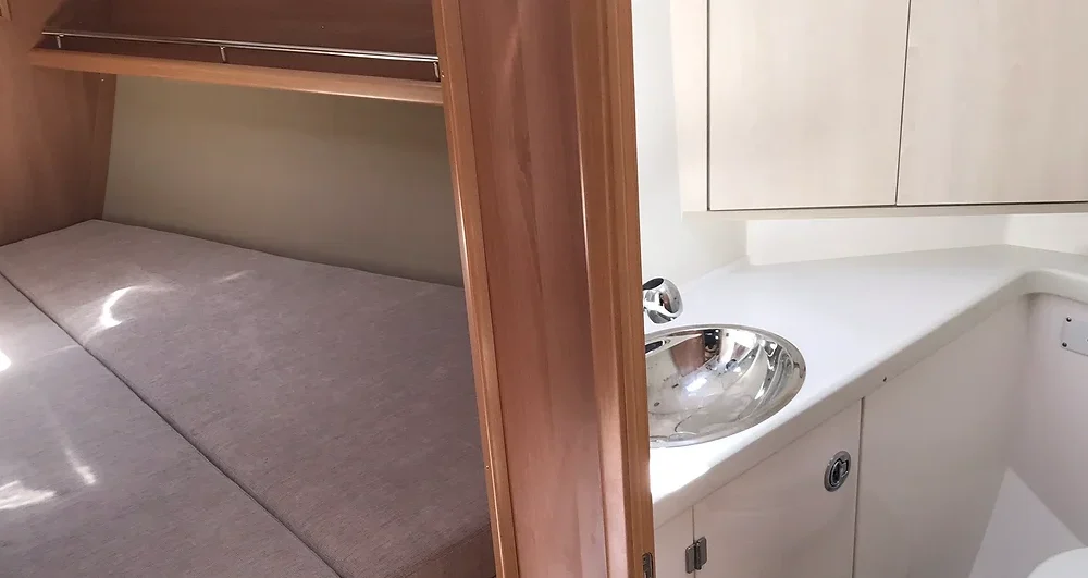Banheiro e quarto