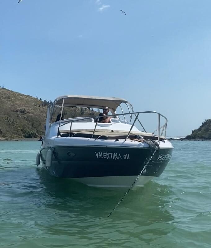 Lancha Alternativa 28 - Valentina - Barco em Cabo Frio