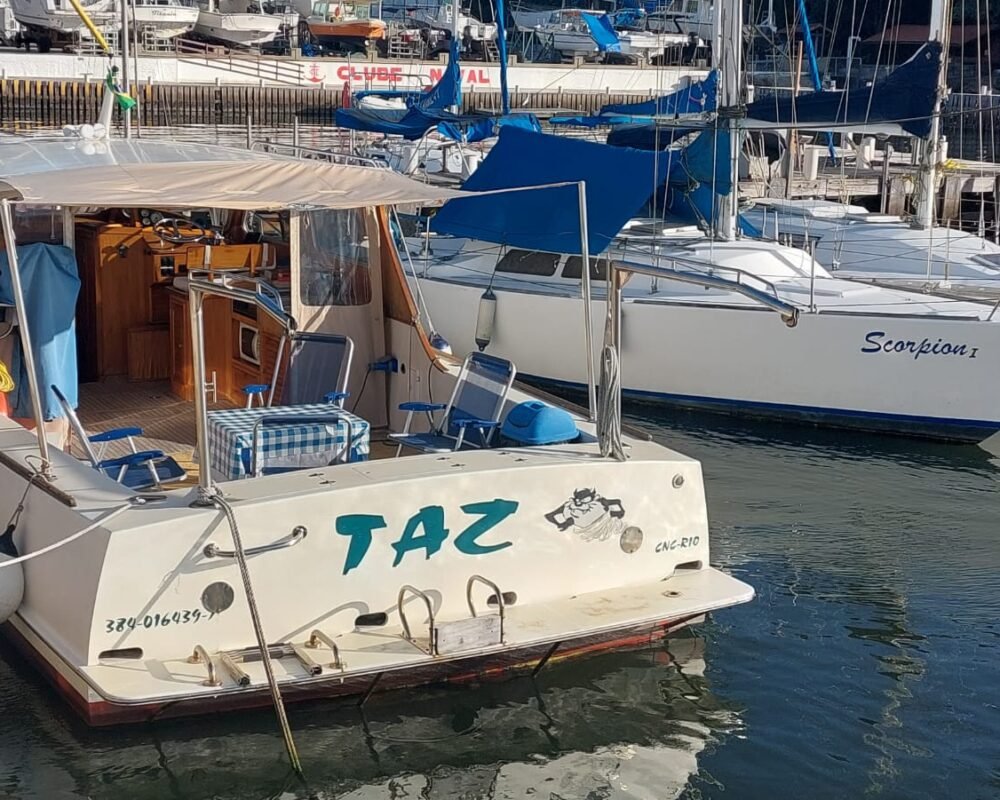 Lancha Lobster 37 - Taz (1)