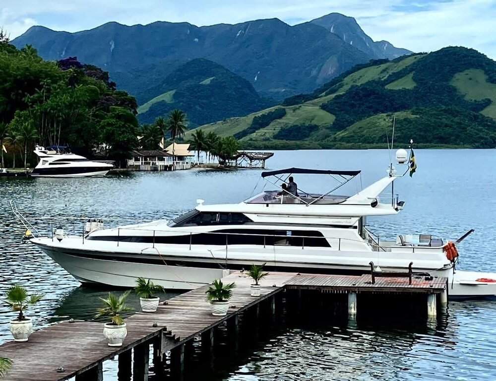 Yacht Carbrasmar 66