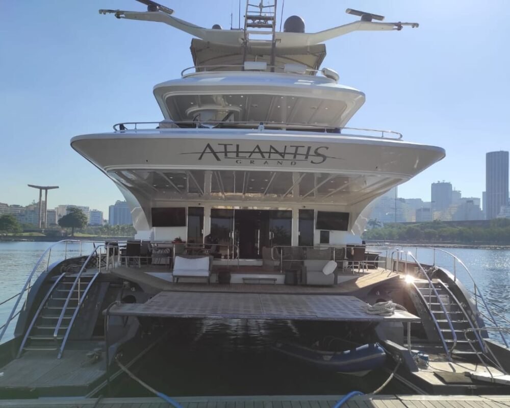 Yacht Catamarã de Luxo 120 Pés - Barco Iate Lancha no Rio de Janeiro e Angra dos Reis (3)
