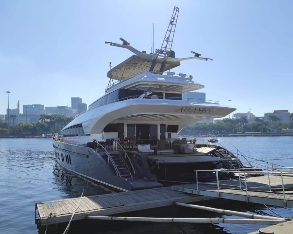 Yacht Catamarã de Luxo 120 Pés - Barco Iate Lancha no Rio de Janeiro e Angra dos Reis (3)