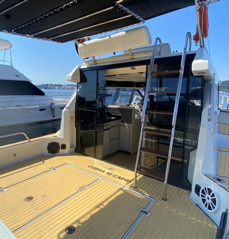 Lancha Cobra Capri 32 - Aquamax - Barco Rio de Janeiro Niterói