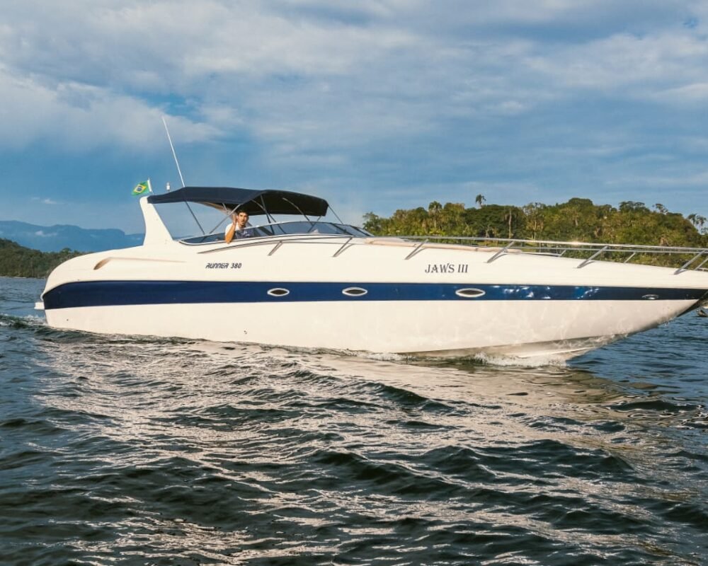 Lancha Runner 38 em Angra - Jaws III - Barco em Angra dos Reis e Ilha Grande