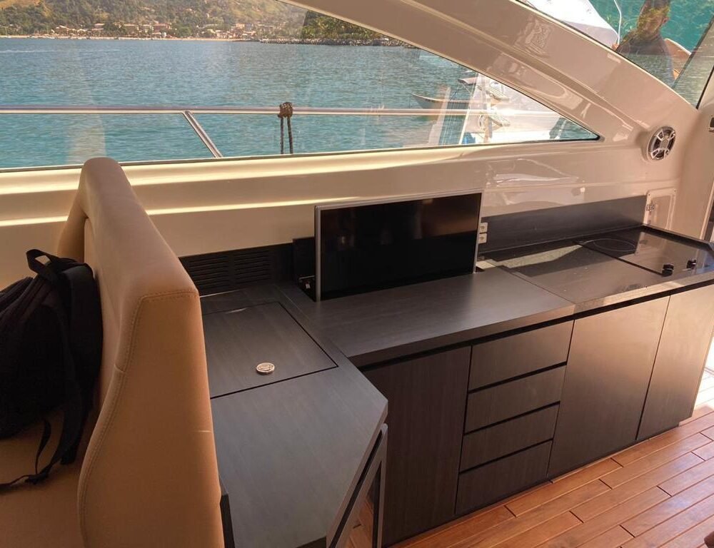 Yacht Cimitarra 56 - Barco em Angra dos Reis e Ilha Grande