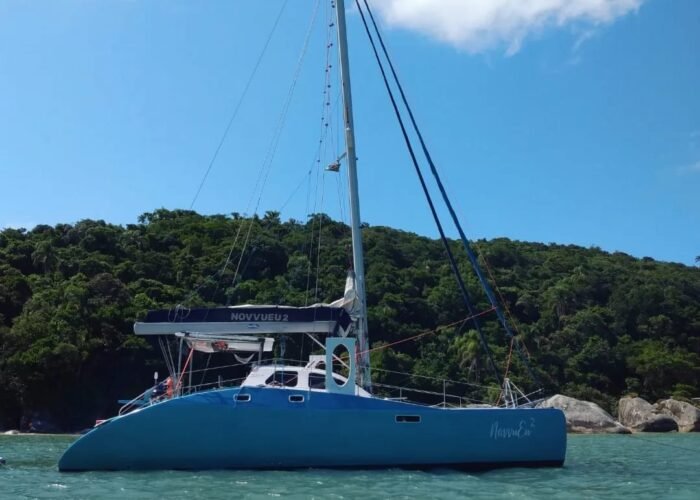 Catamarã à Vela 41 - Novvueu - Barco Veleiro em Paraty