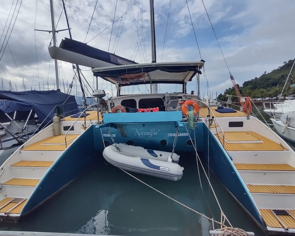 Catamarã à Vela 41 - Novvueu - Barco Veleiro em Paraty