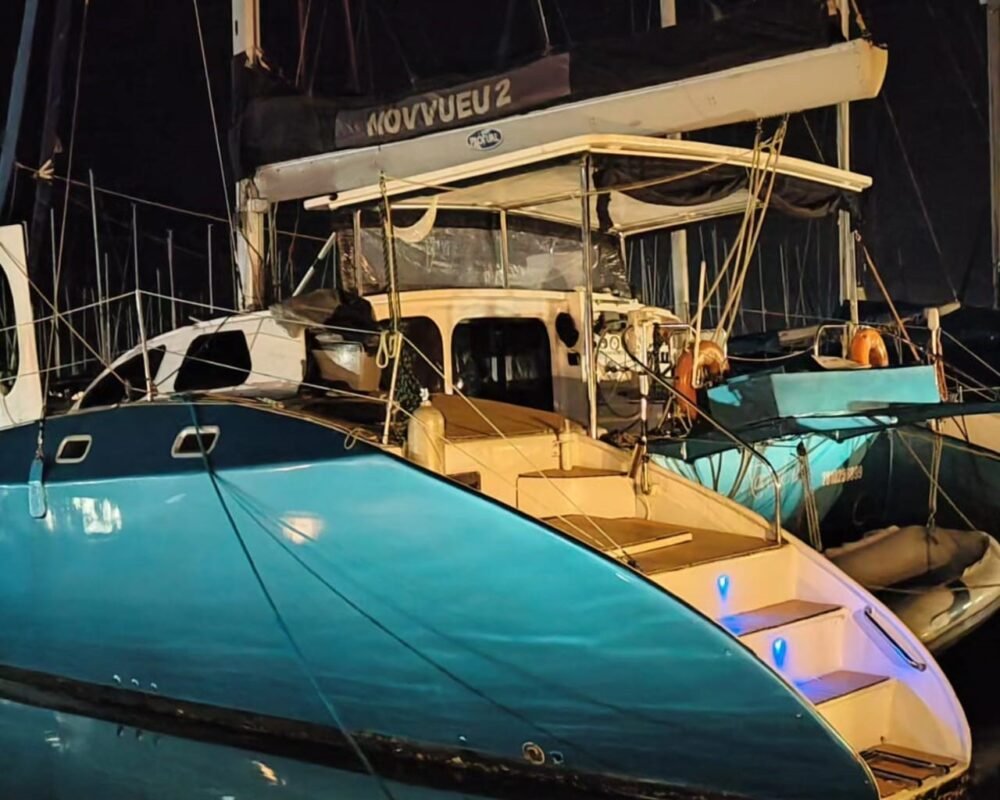 Catamarã à Vela 41 - Novvueu - Barco Veleiro em Paraty