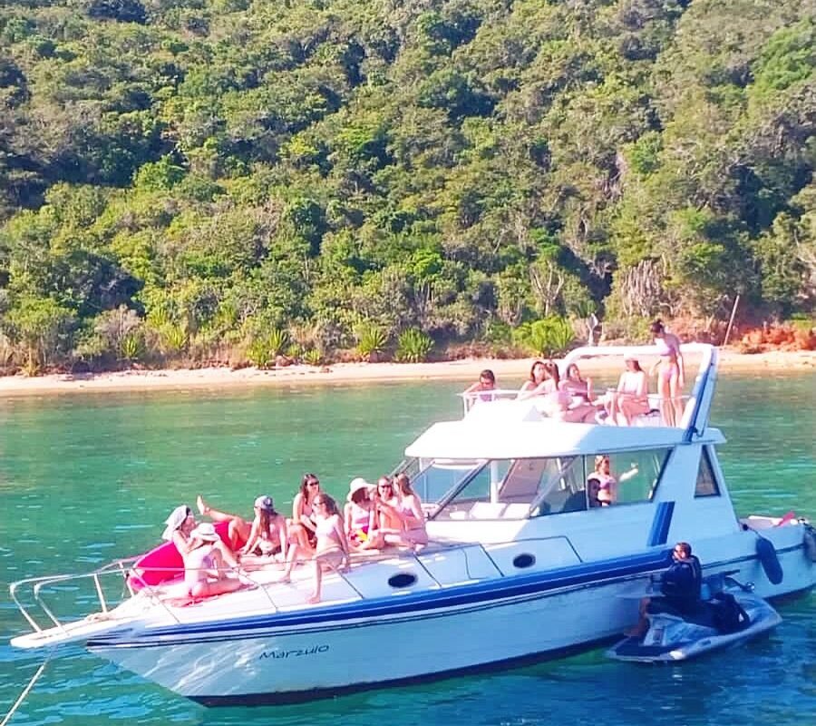 Lancha 41 - Marzulo - Barco em Búzios