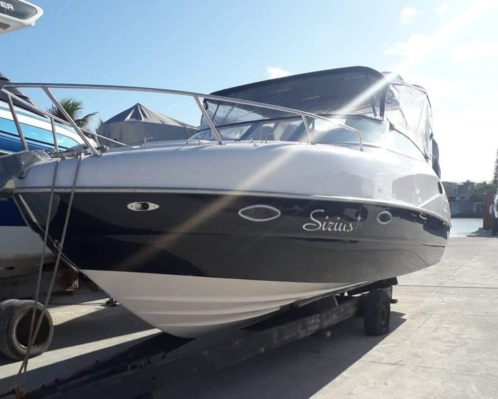 Lancha Alternativa 28 - Sirius - Barco em Cabo Frio e Arraial do Cabo