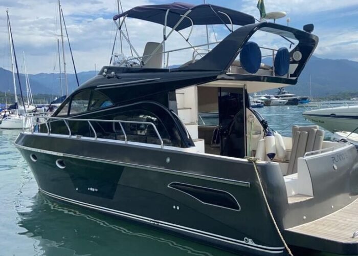 Aluguel e passeio de Lancha Antares 36 - Plano B - Barco em Paraty