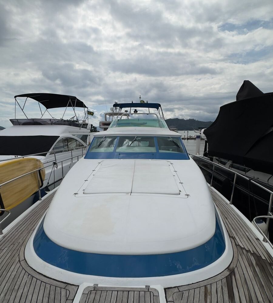 Lancha Carbrasmar 58 - Kiahora - Barco em Angra dos Reis, Ilha Grande