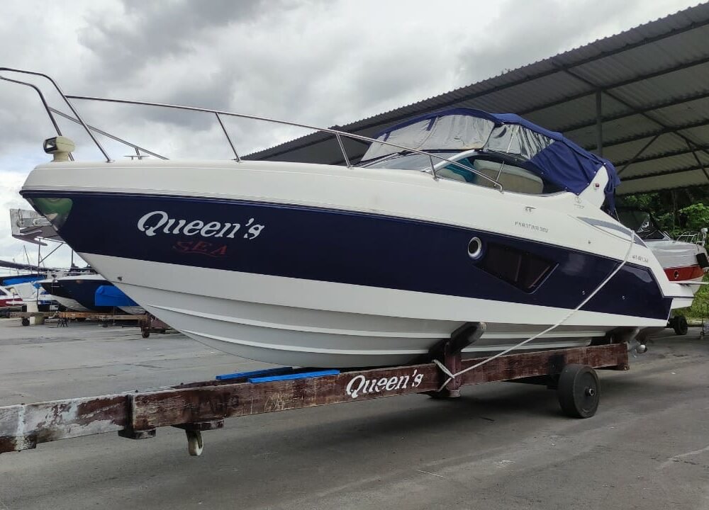 Lancha Phantom 303 - Queen's Sea - Barco em Salvador