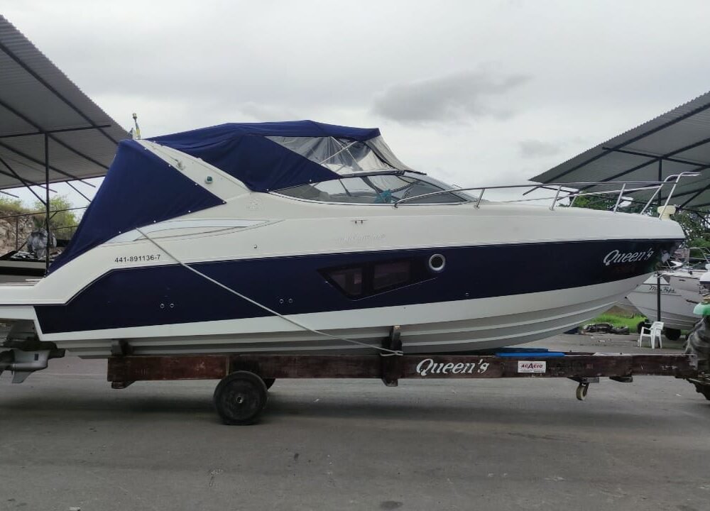 Lancha Phantom 303 - Queen's Sea - Barco em Salvador