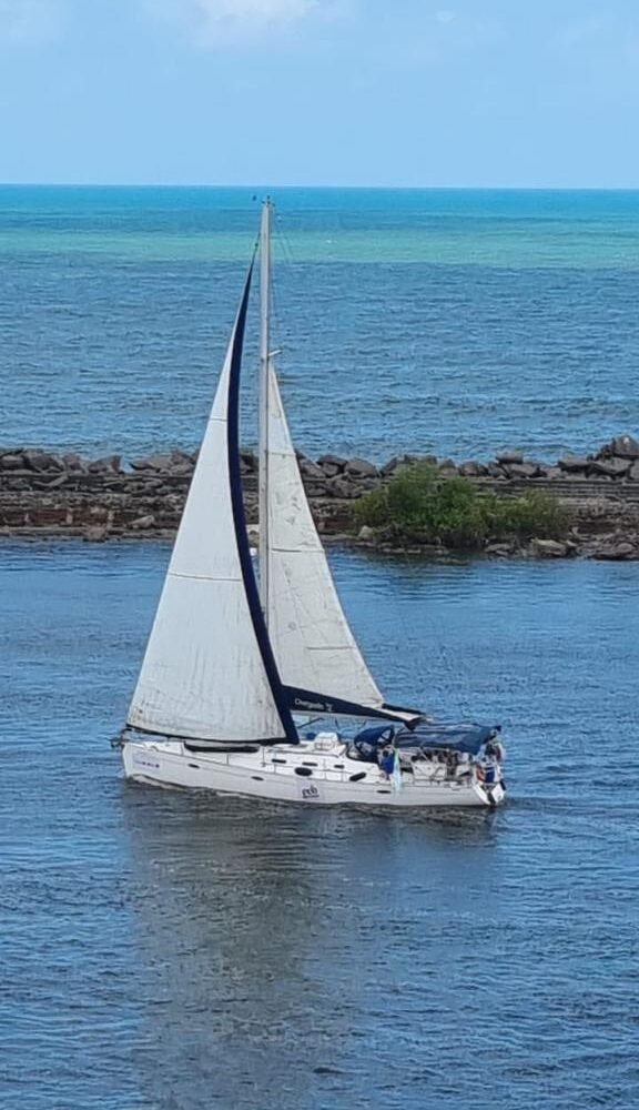 Veleiro Delta 45 - Chegado V - Barco em Salvador (1)