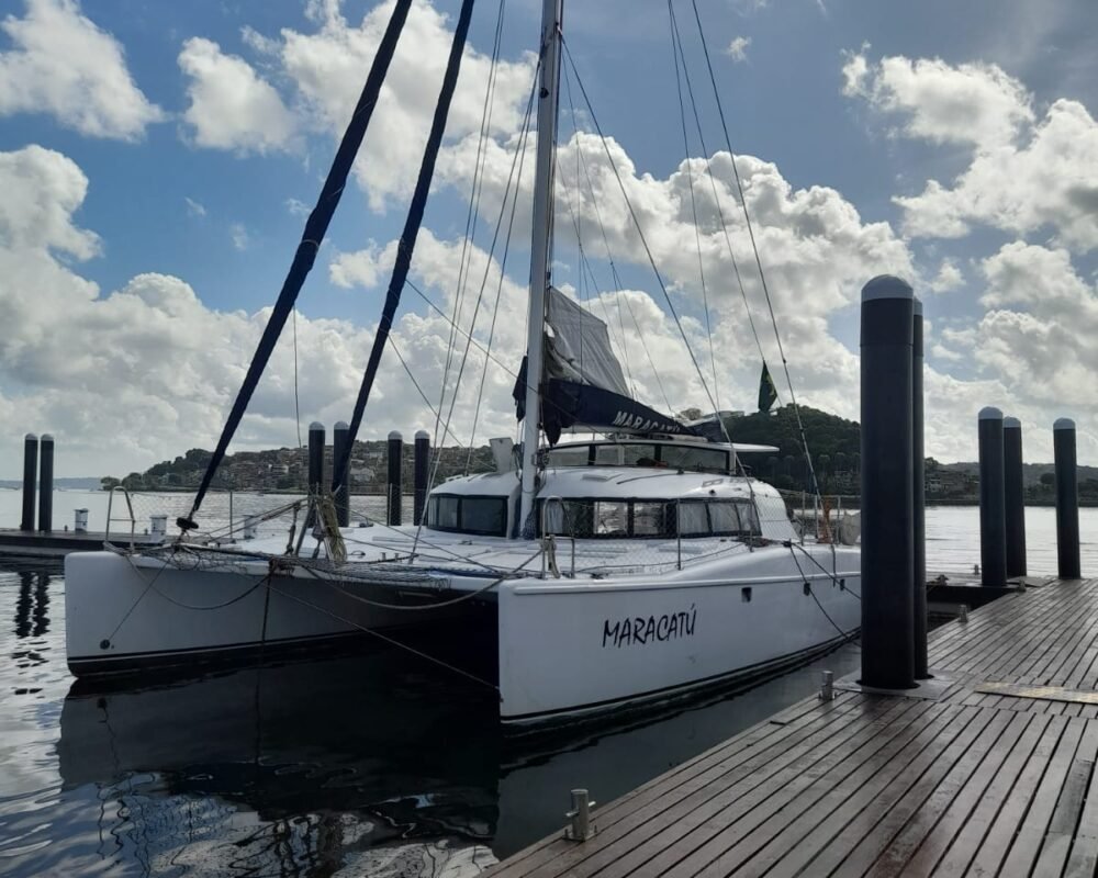 Catamarã 42 em Salvador