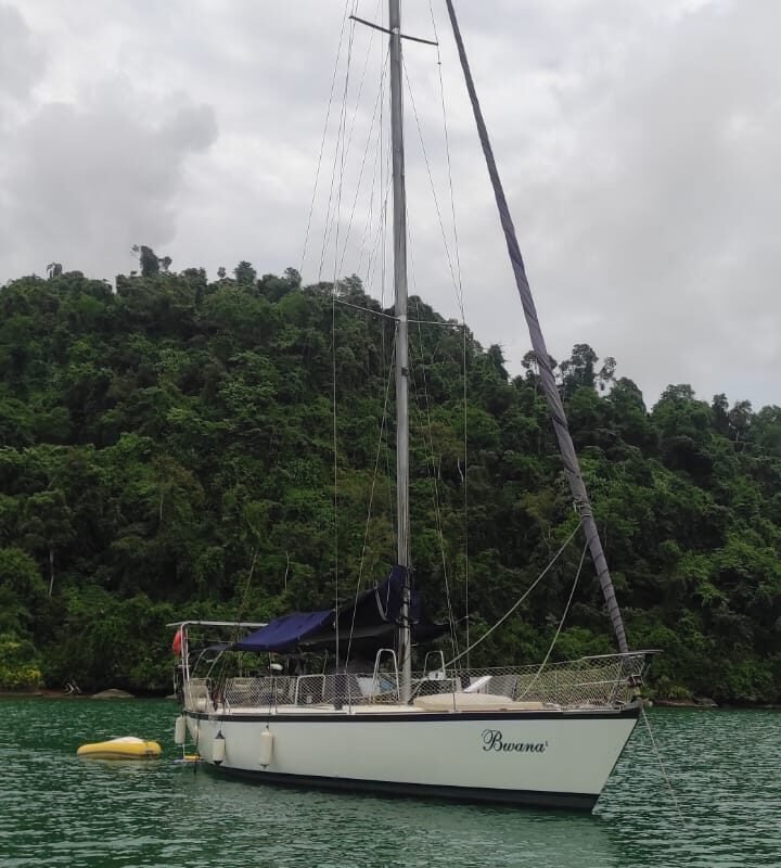 Veleiro German Frers 46