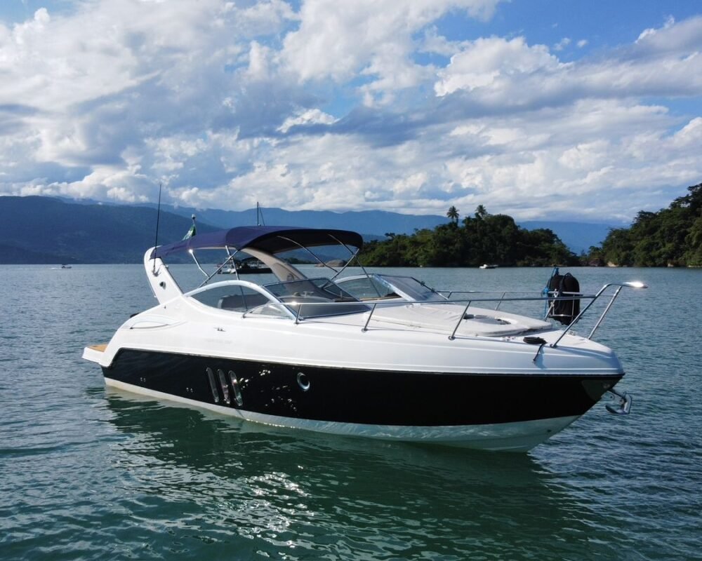 Lancha Phantom 30