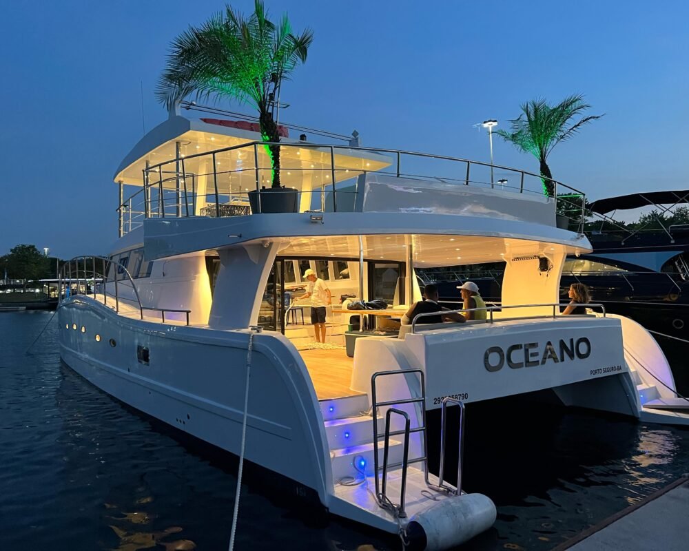 Passeio de catamarã luxuoso no Rio de Janeiro e Niterói.