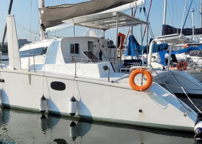 Catamarã BV no Rio de Janeiro.